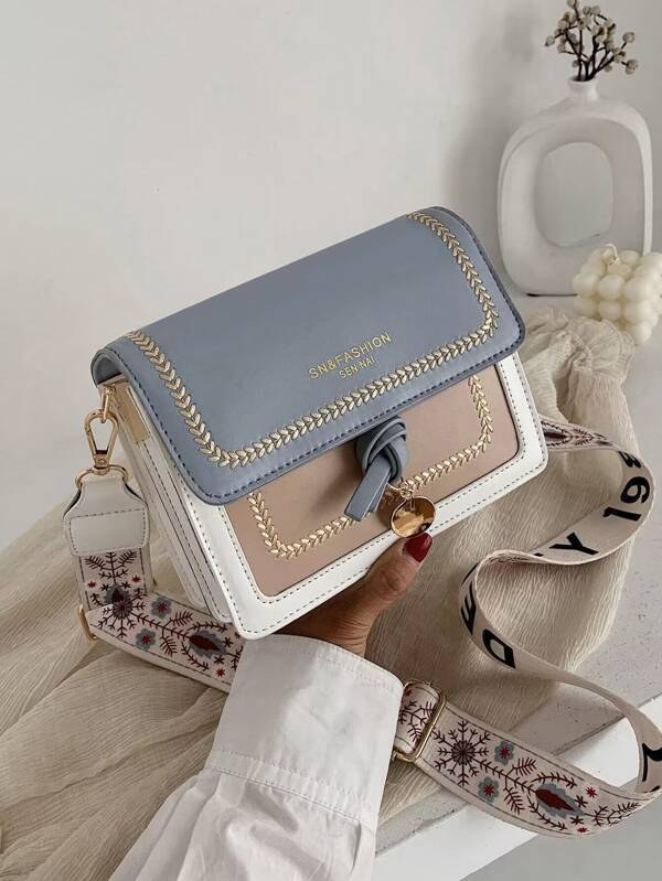 👜 Bolso Bandolera Brianna con Solapa en Bloques de Color 👜