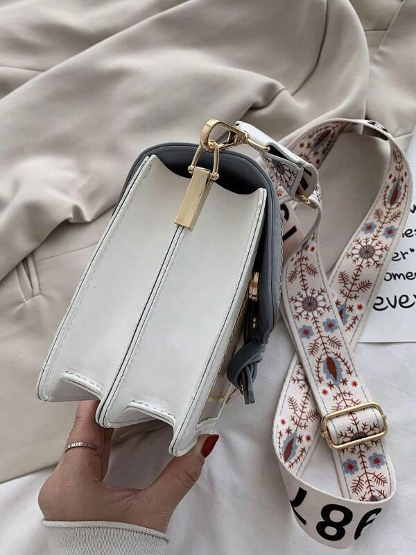👜 Bolso Bandolera Brianna con Solapa en Bloques de Color 👜
