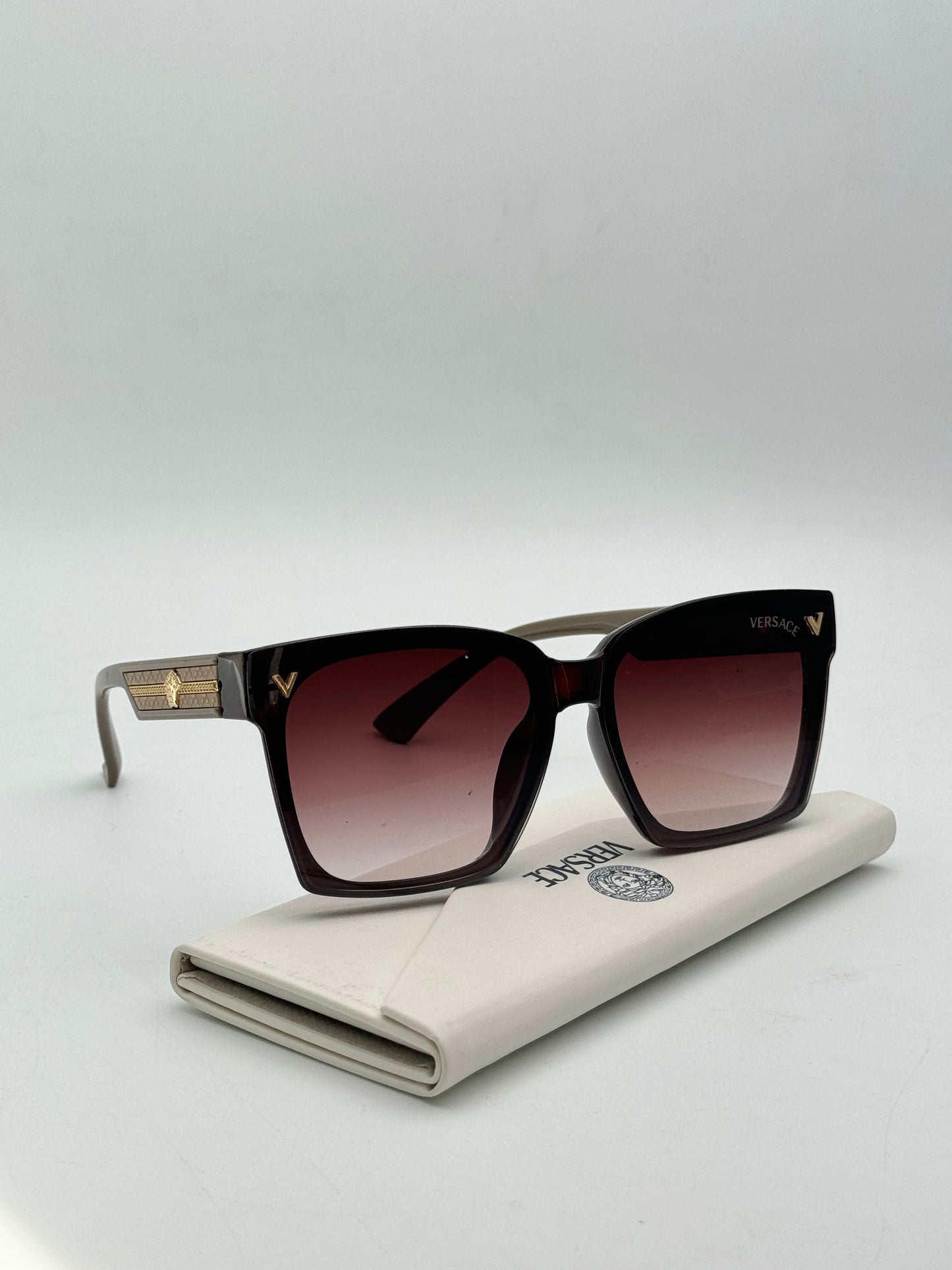 🕶️ Gafas Versace Carey R2 - Diseño exclusivo y Sofisticado 🕶️